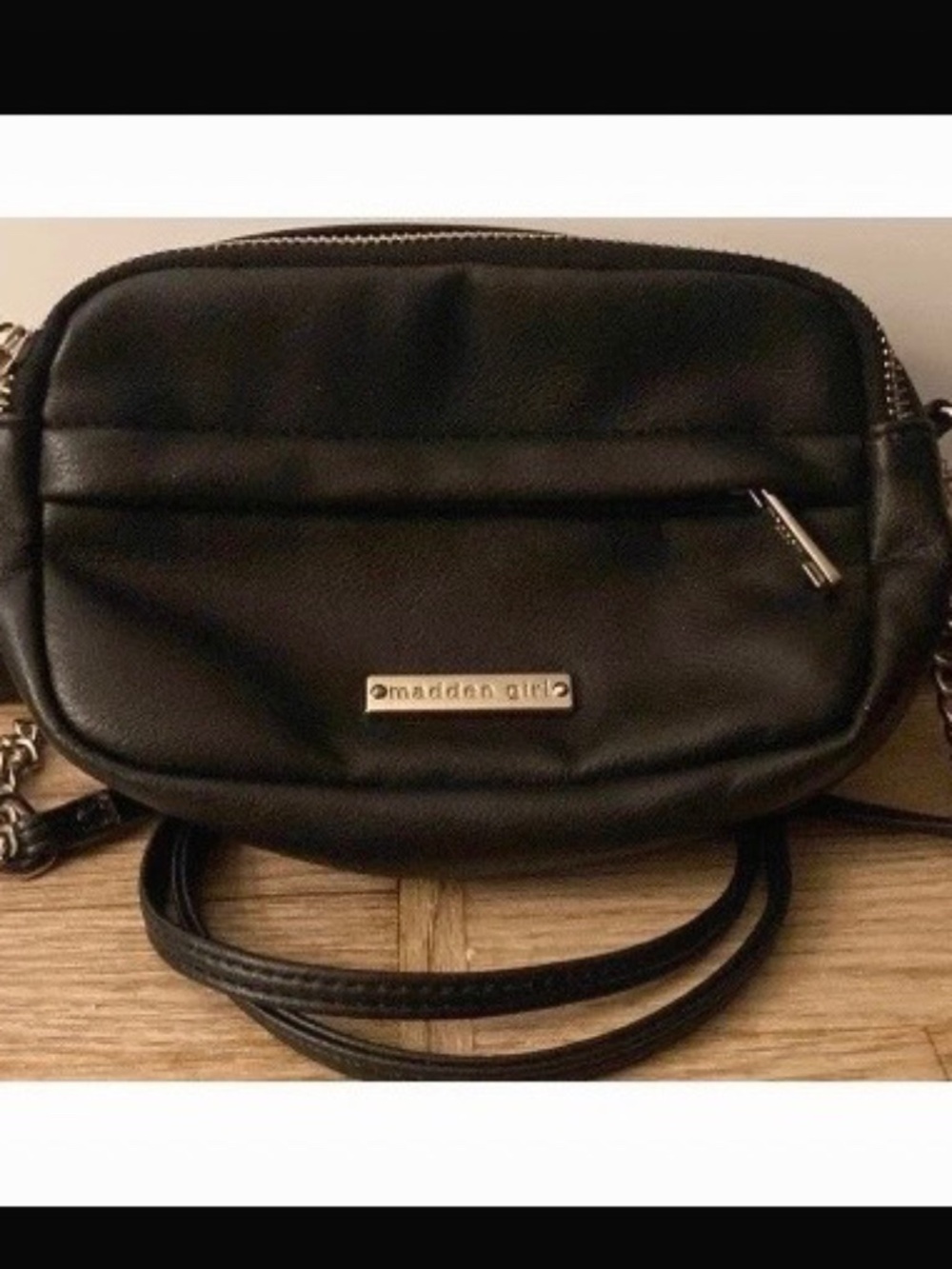 Small Preowned sholder purse